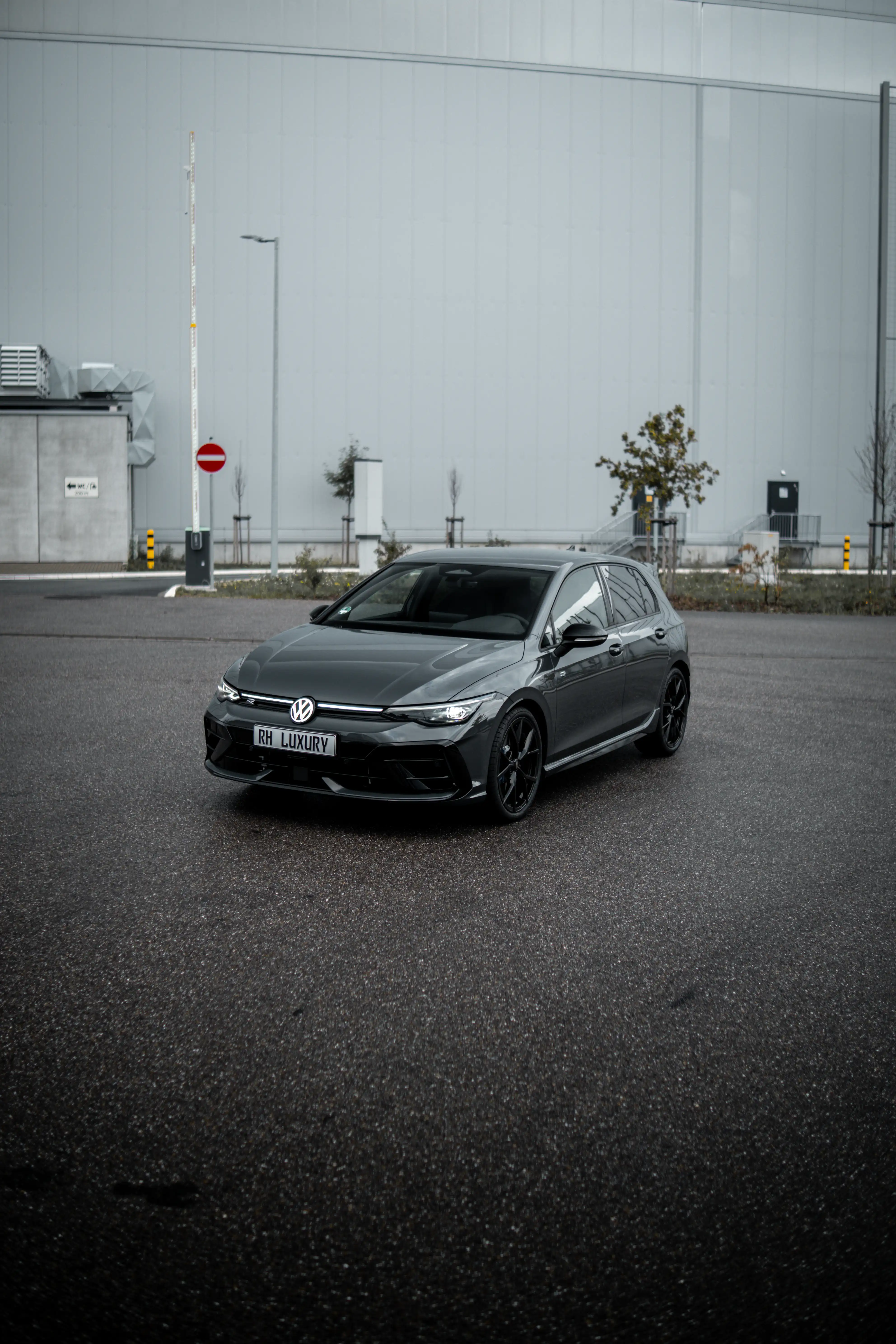 Golf R Grau Sportsback